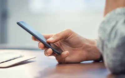 Your Smart Phone Could Be Rapidly Affecting Your Spine